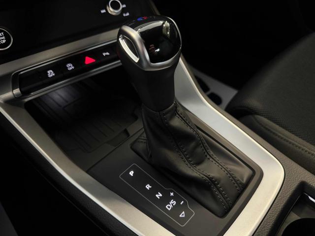AUDI Q3 35 TDI S tronic Business Advanced Cerchi 19"