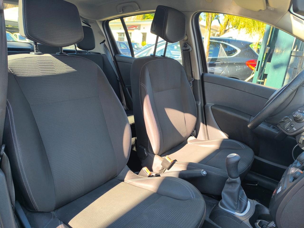 Renault Clio 1.2 16V 5 porte Luxe