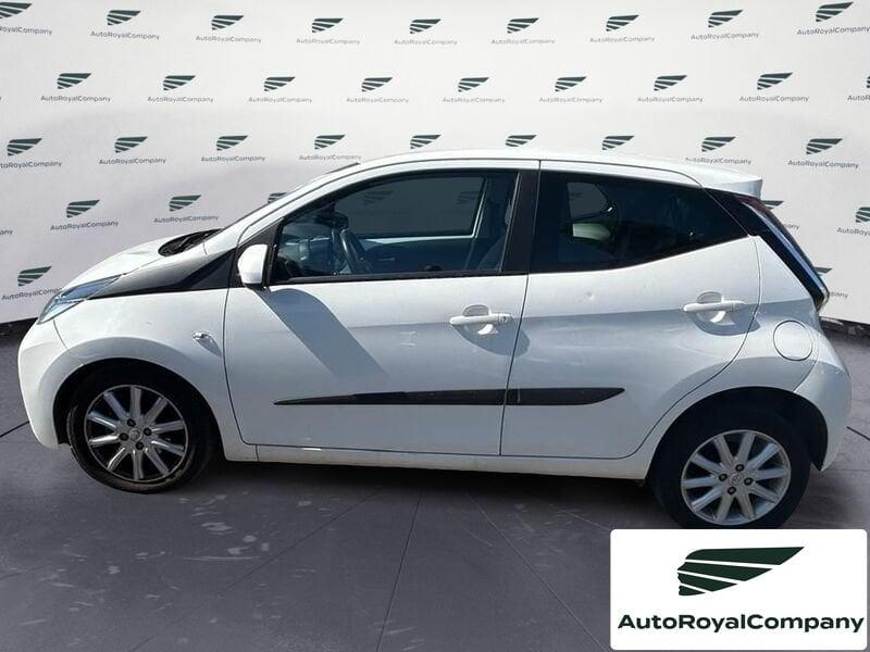 Toyota Aygo 1.0 VVT-i x-play