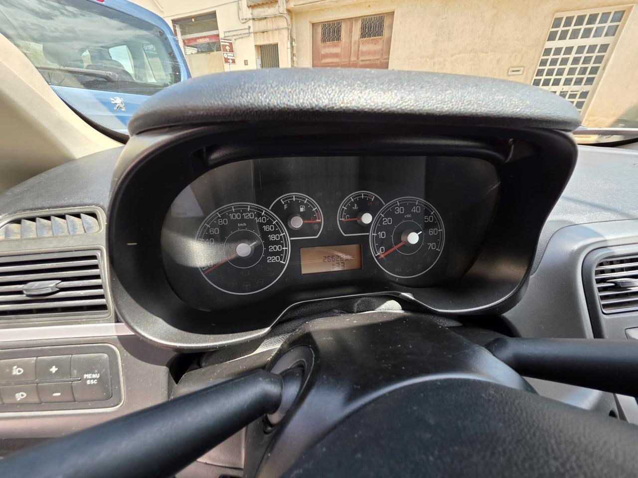 Fiat Grande Punto 1.3 MJT 75 CV 5 porte Dynamic