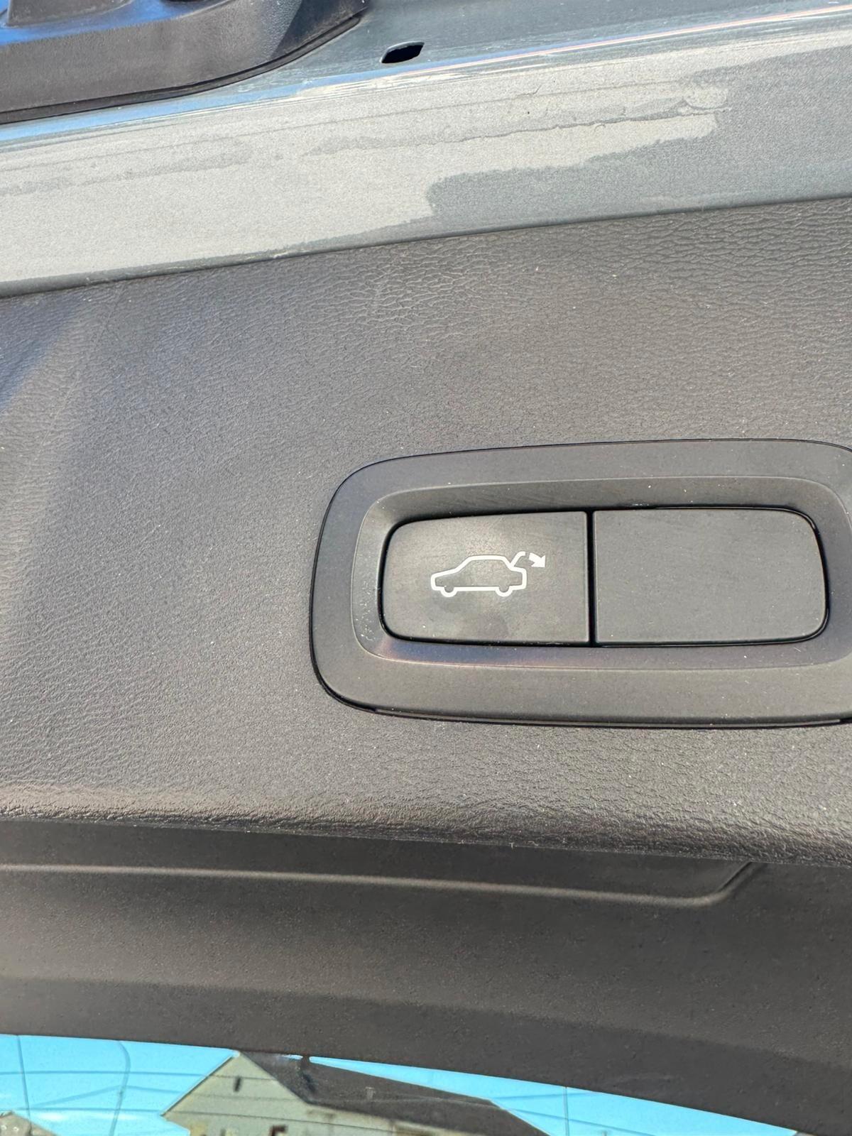 Volvo XC40 D3 AWD Geartronic R-design