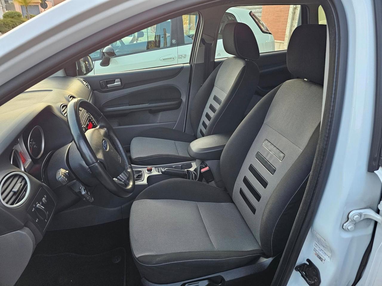 FORD FOCUS SW 1.6 TDCI 110CV TITANIUM