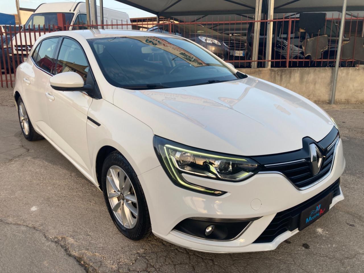 RENAULT MEGANE 1.5 BLUEDCI 115 CV EDC FULL IVA ESPOSTA