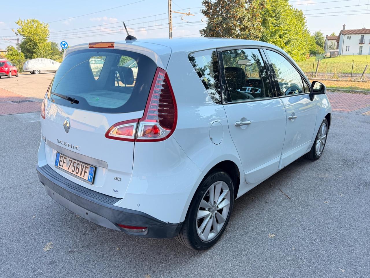 Renault Scenic 1.5DCI 2011 neopatentati pronto uso pelle navi