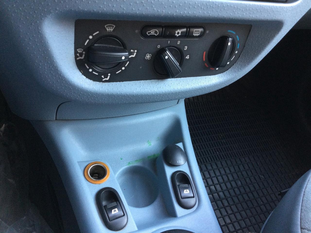 Citroen C3 1.4 HDi 70CV Elegance