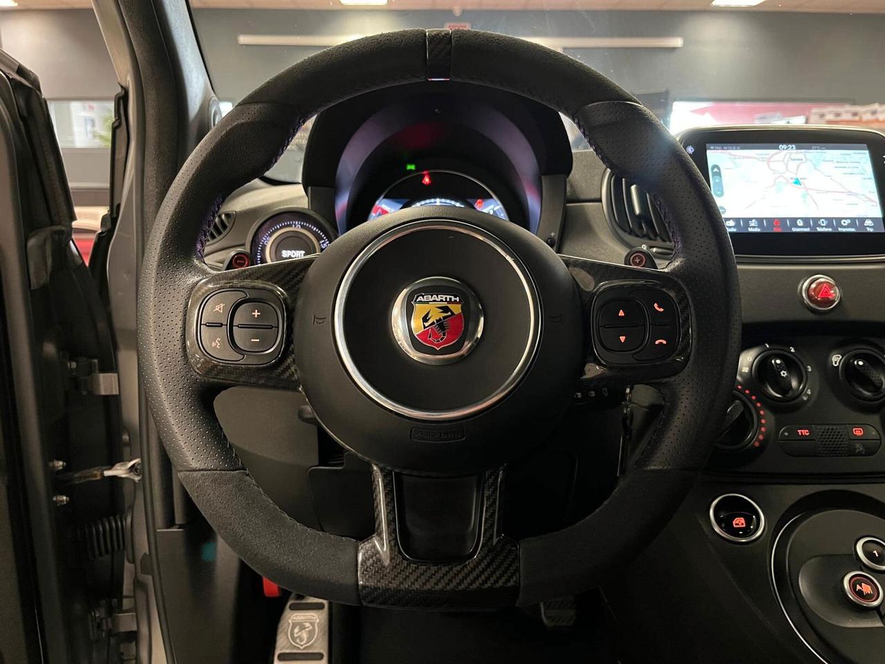 Abarth 595 1.4 Turbo T-Jet 180 CV Esseesse