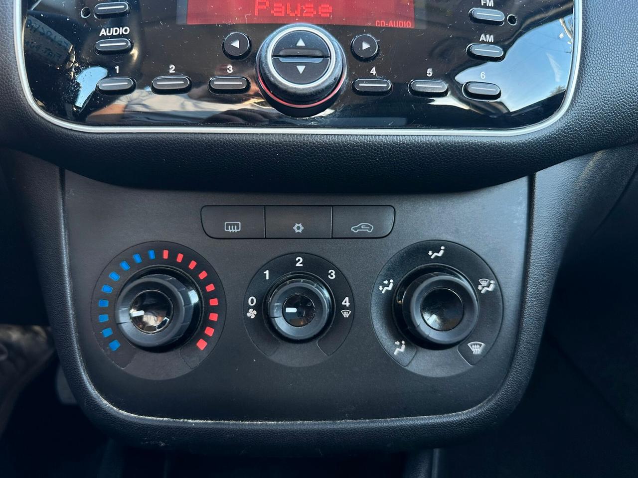 Fiat Punto 1.4 8V 5 porte Natural Power Lounge