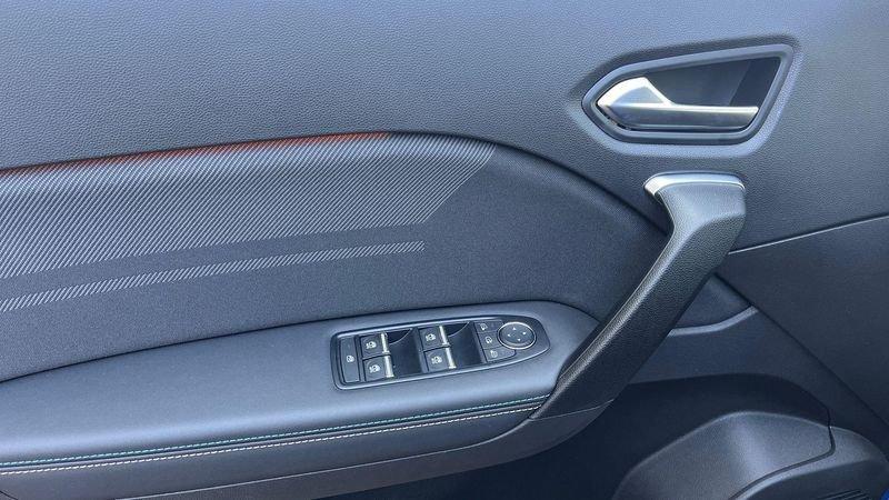 Renault Captur NUOVO esprit Alpine full hybrid E-Tech 145 cv