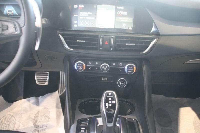 Alfa Romeo Giulia Giulia 2.2 t Veloce Q4 210cv auto