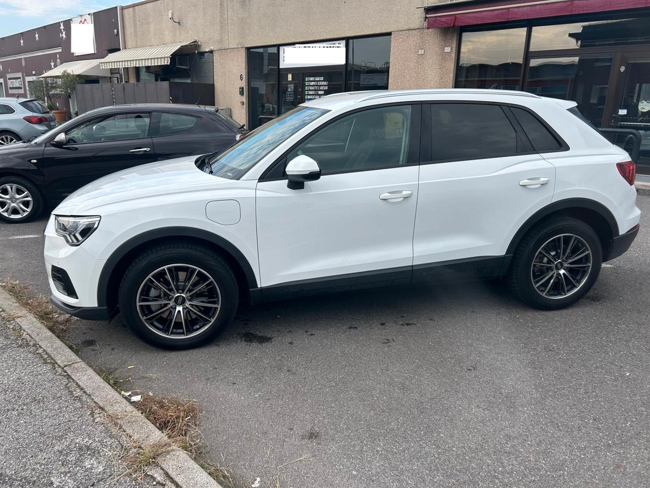 Audi Q3 45 TFSI plug in e S tronic Business unico proprietario