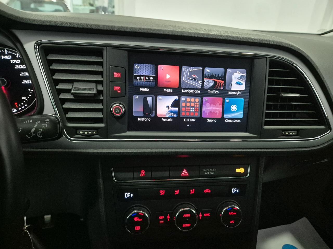 SEAT Leon 1.4 TGI 5p. Style GANCIO TRAINO