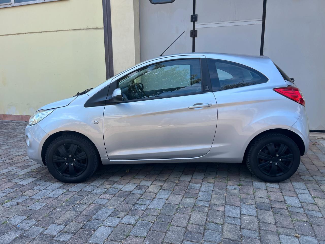 Ford Ka 1.2 CHAMPIONS LEAGUE