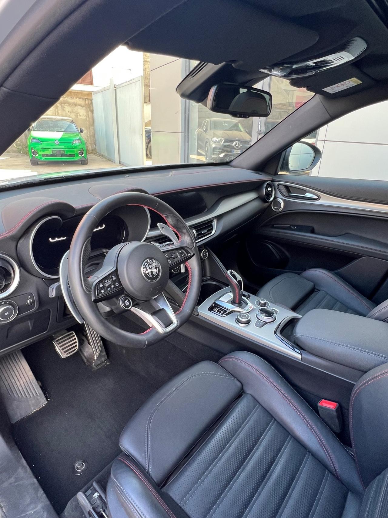 Alfa Romeo Stelvio 2.0 t Competizione Q4 280cv auto