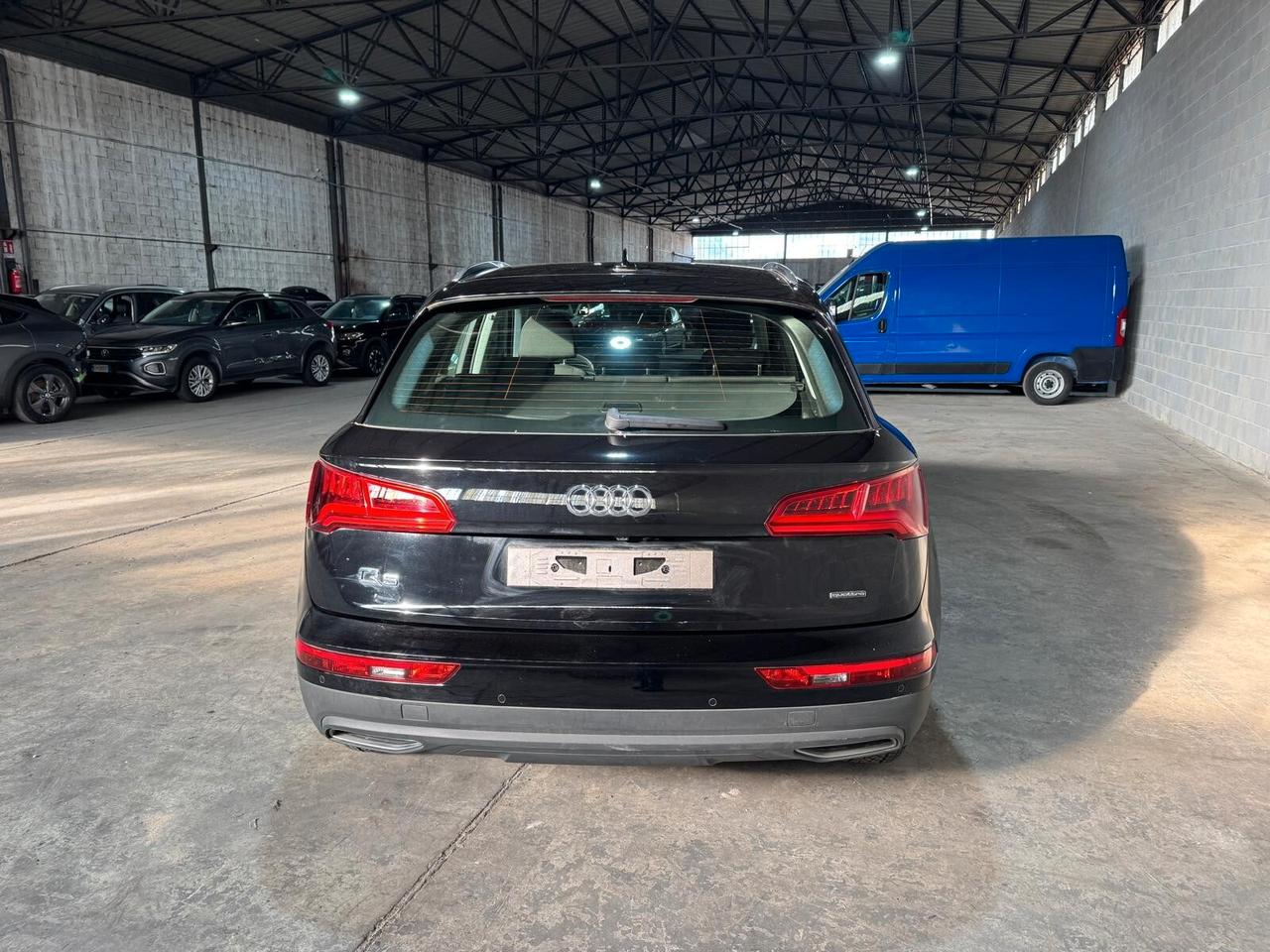 Audi Q5 50 2.0 tfsi e Business quattro 299cv s-tronic