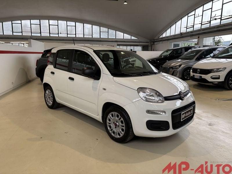 FIAT Panda 1.0 FireFly 70cv S&S Hybrid TUA A 237,00 AL MESE