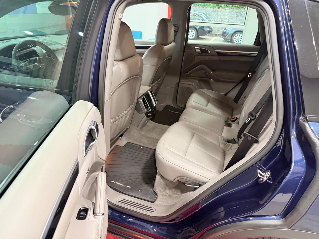 Porsche Cayenne 3.0 V6 245CV TUTTI I TAGLIANDI