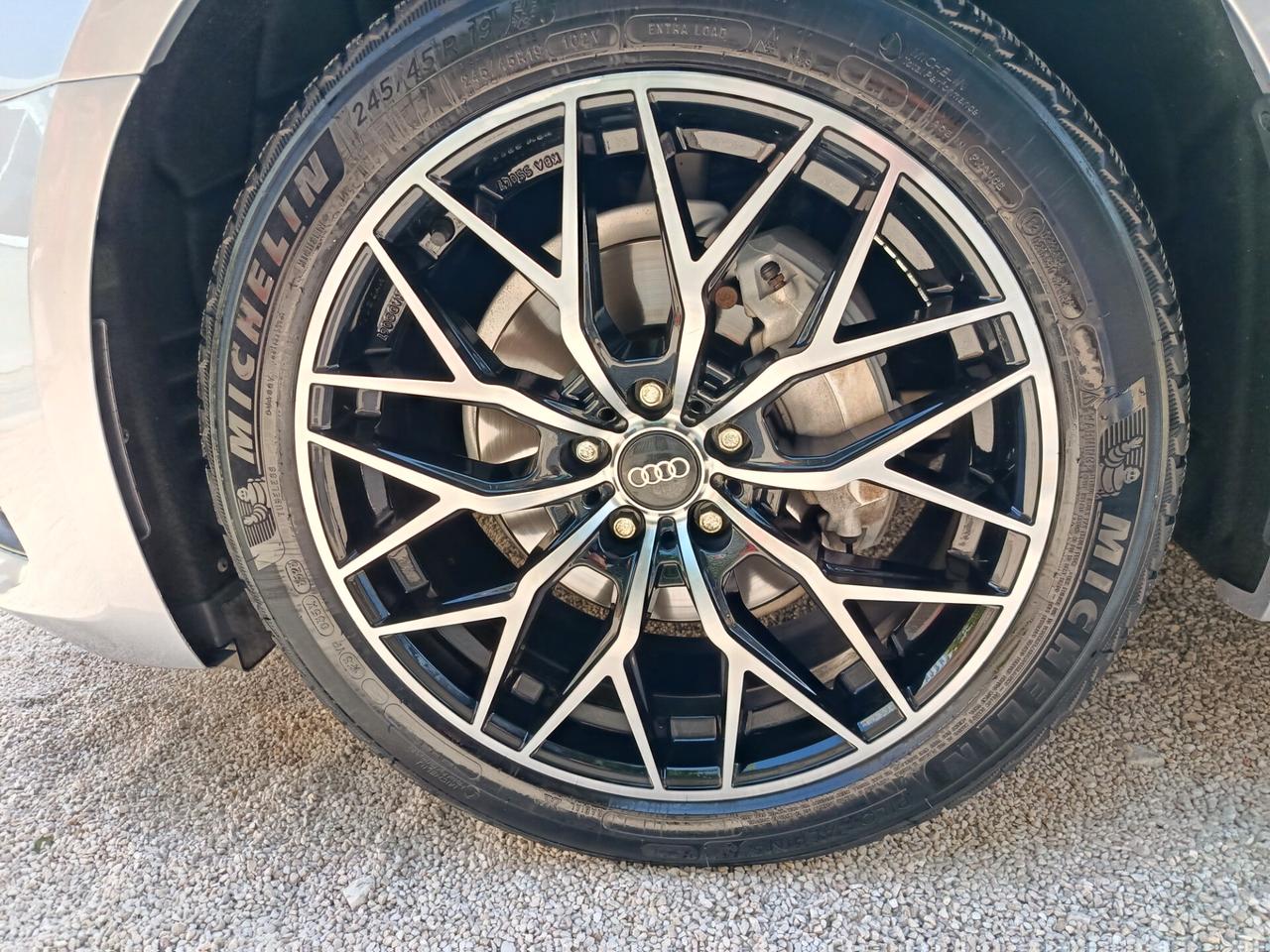 Audi A6 40 2.0 TDI S tronic Business Design