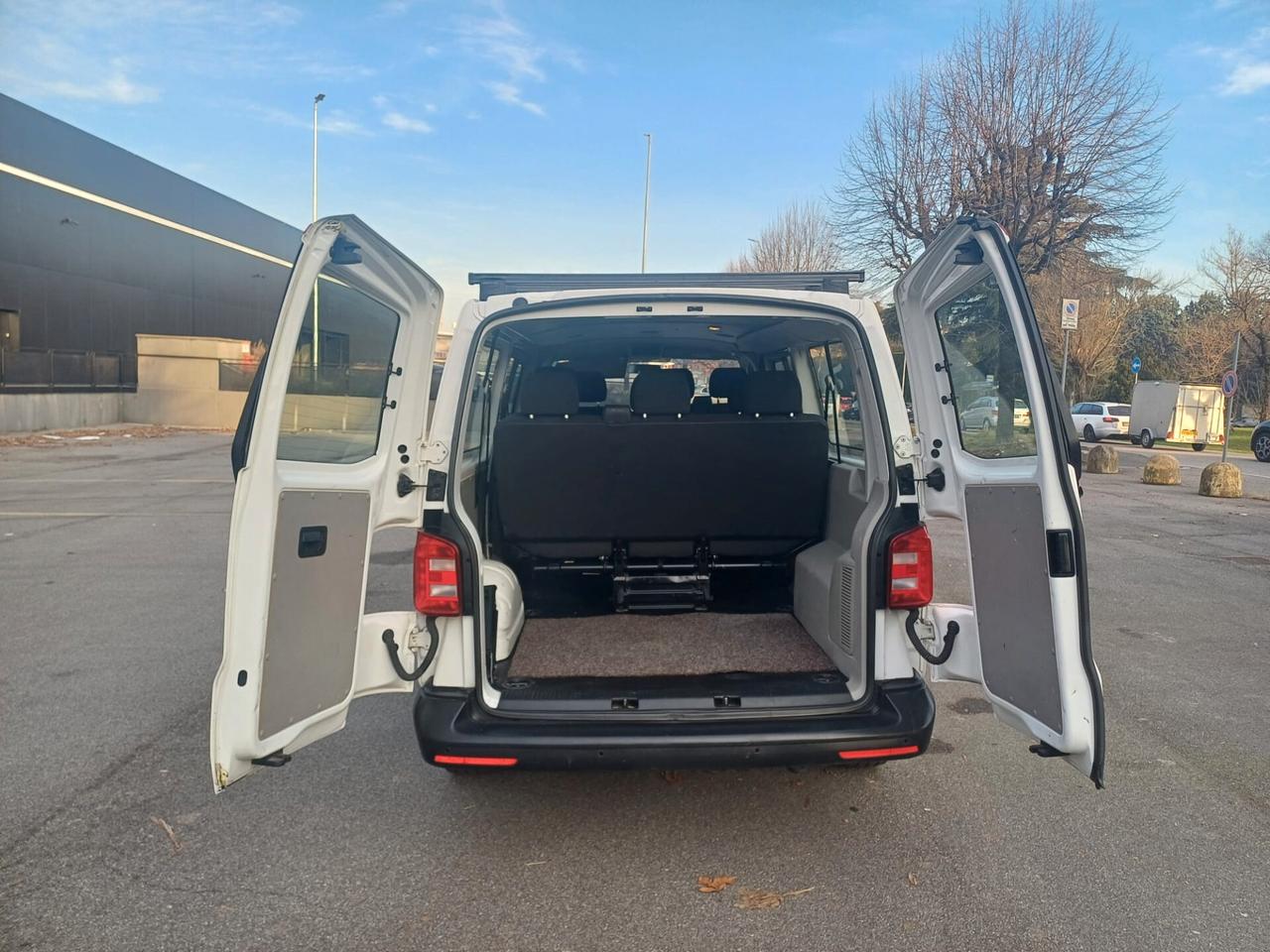 Volkswagen Transporter 2.0 TDI 102CV PC Kombi