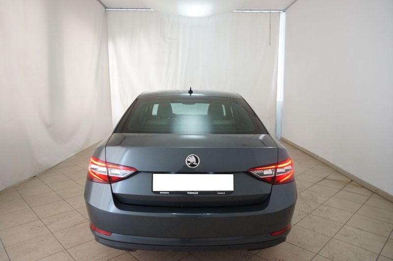 Skoda Superb 2.0 TDI DSG Style