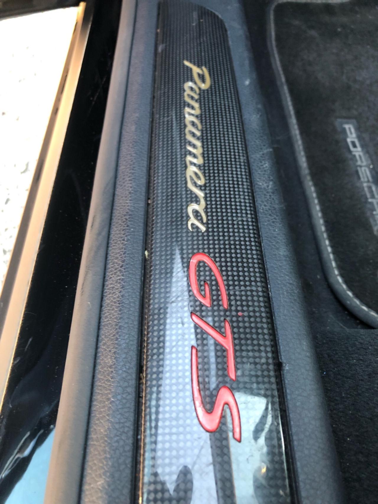 Porsche Panamera GTS 4.8 V8 motore nuovo