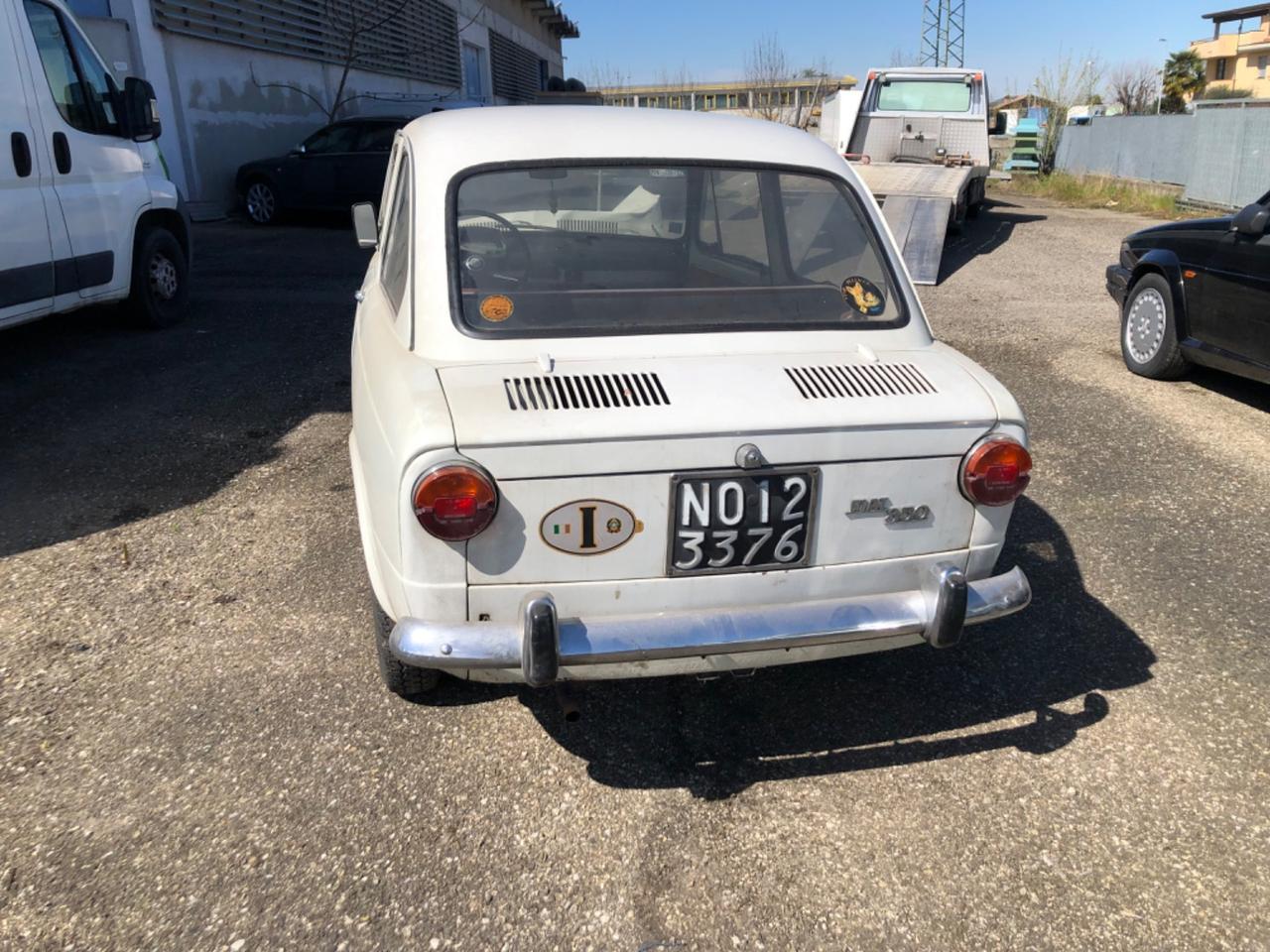 Fiat 850 berlina