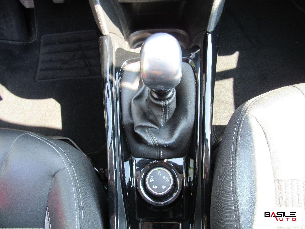 PEUGEOT - 2008 - BlueHDi 100 Black Matt