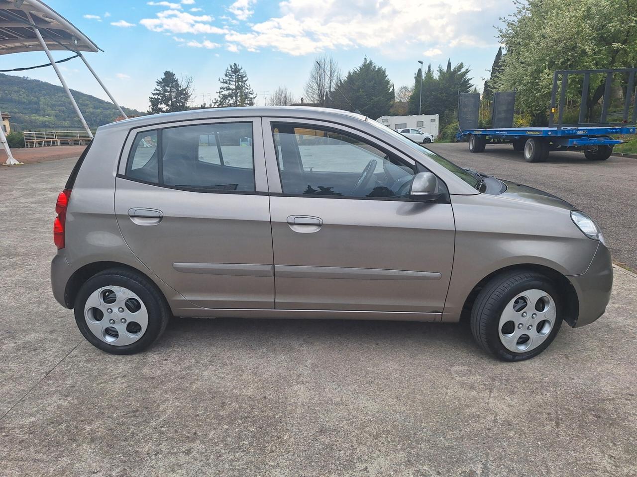 Kia Picanto 1.1 65000Km