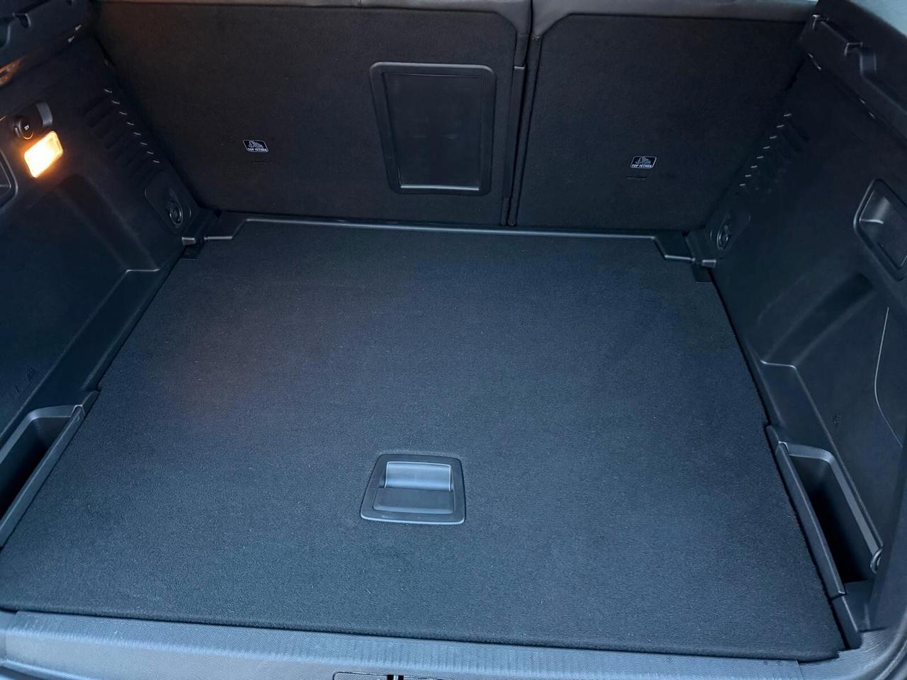 Peugeot 3008 1.5 BLUEHDI 130 cv. AT8 ALLURE PACK (Nav)