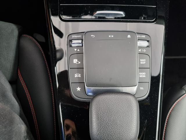 MERCEDES-BENZ A 180 d Automatic Premium