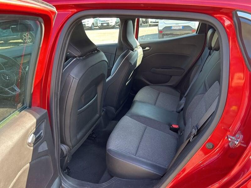 Renault Clio V 2019 1.6 E-Tech hybrid Intens 140cv auto my21