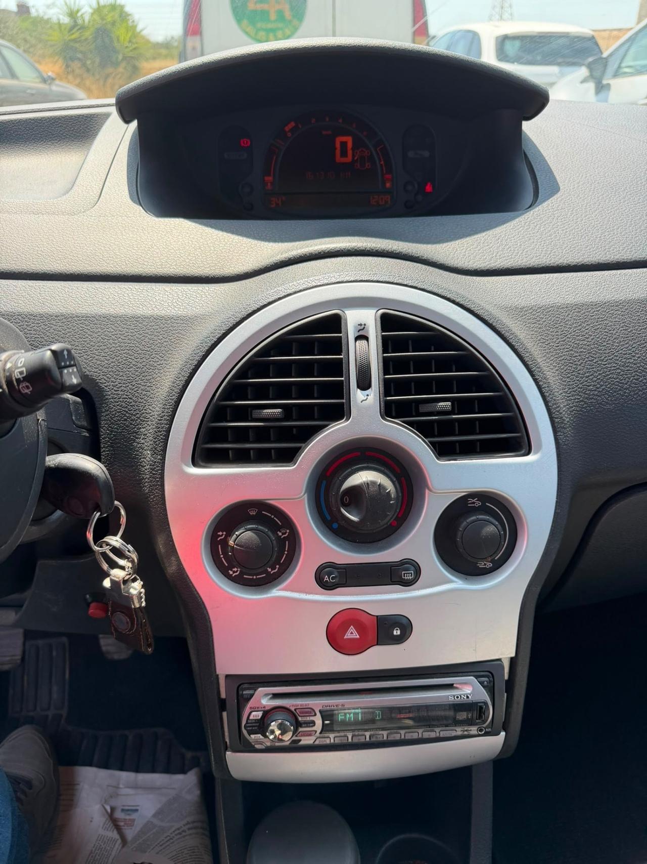 Renault Modus 1.2 Benzina-Neopatentati-Tetto apribile