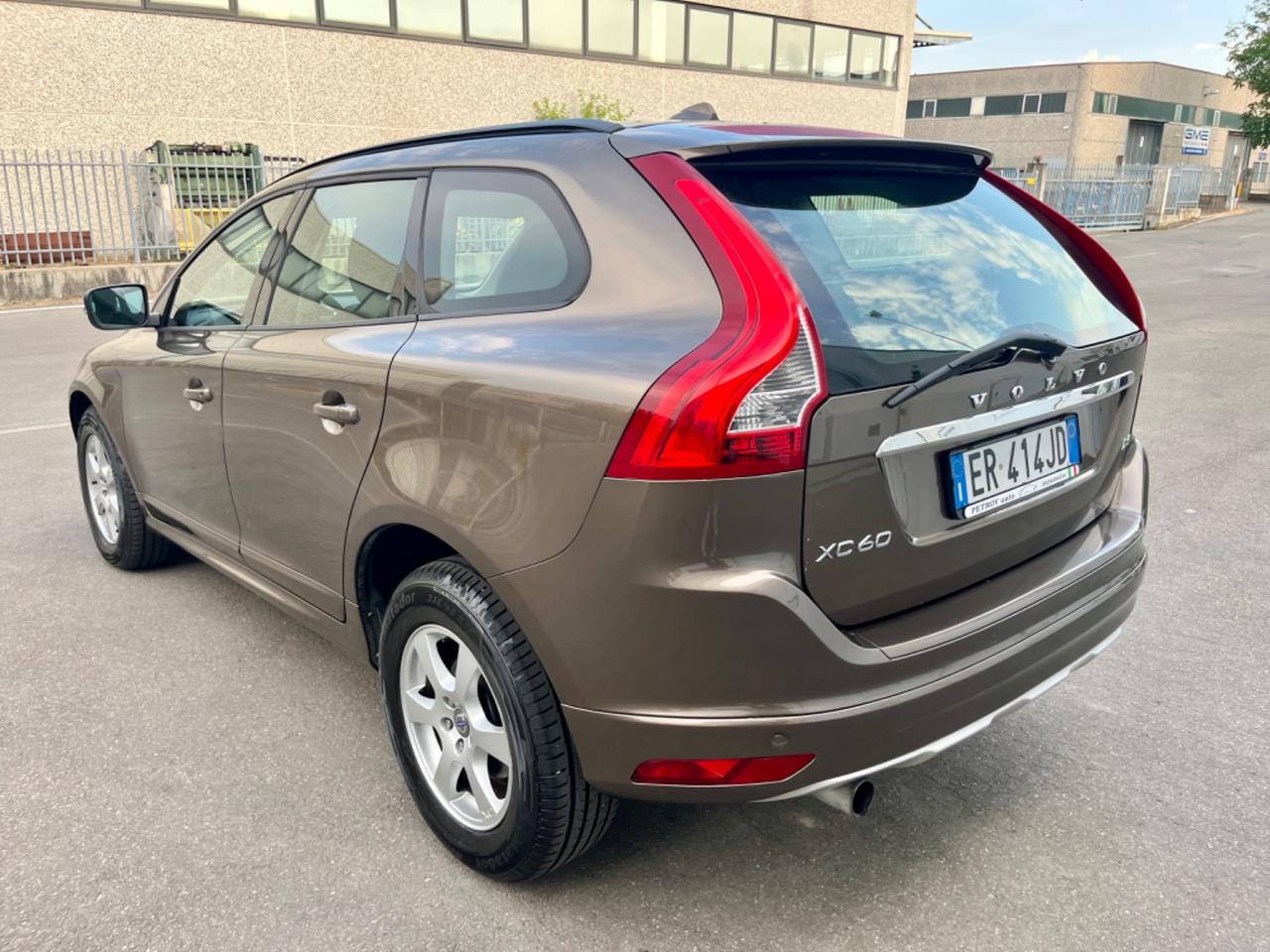 Volvo XC60 2.0d 2014 147.000km autocarro N1 perfetta