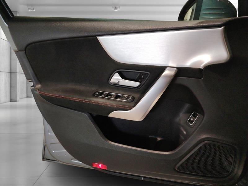 Mercedes Classe A 180 180 D Premium 7G-DCT