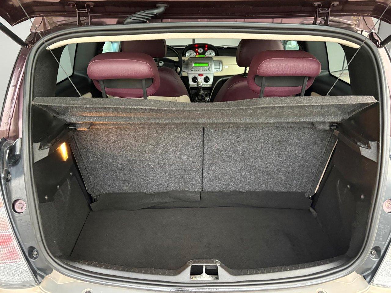 Lancia Ypsilon 3 Porte Ypsilon 1.2 8v Platino