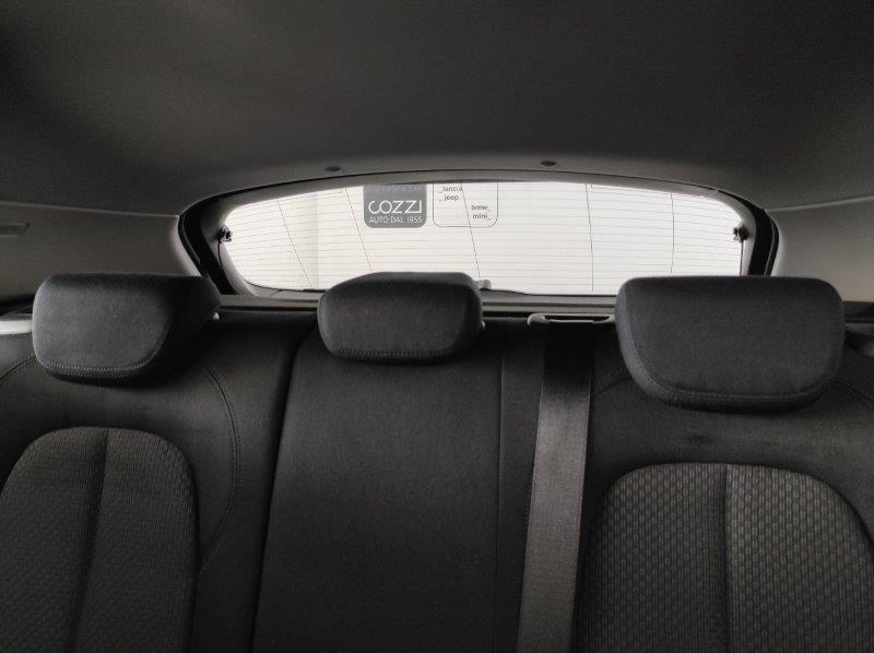 BMW Serie 1 (F40) - 116i 5p. Business Advantage