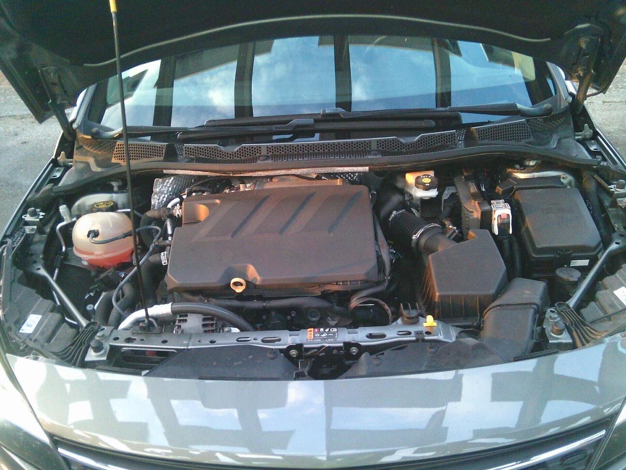 Opel Astra 1.5 CDTI 122 CV S&S AT9 Sports Tourer Business Eleg.