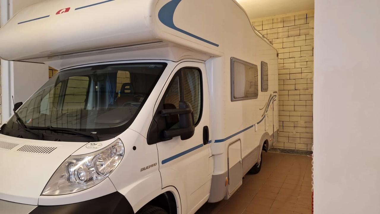 Adria CAMPER ANDRIA MOBIL 2.3 DIESEL 6/POSTI LETTO