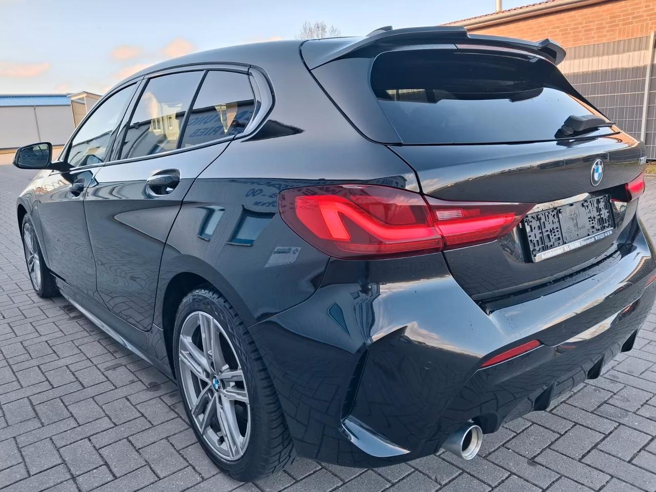 Bmw 118 118i 5p. Msport