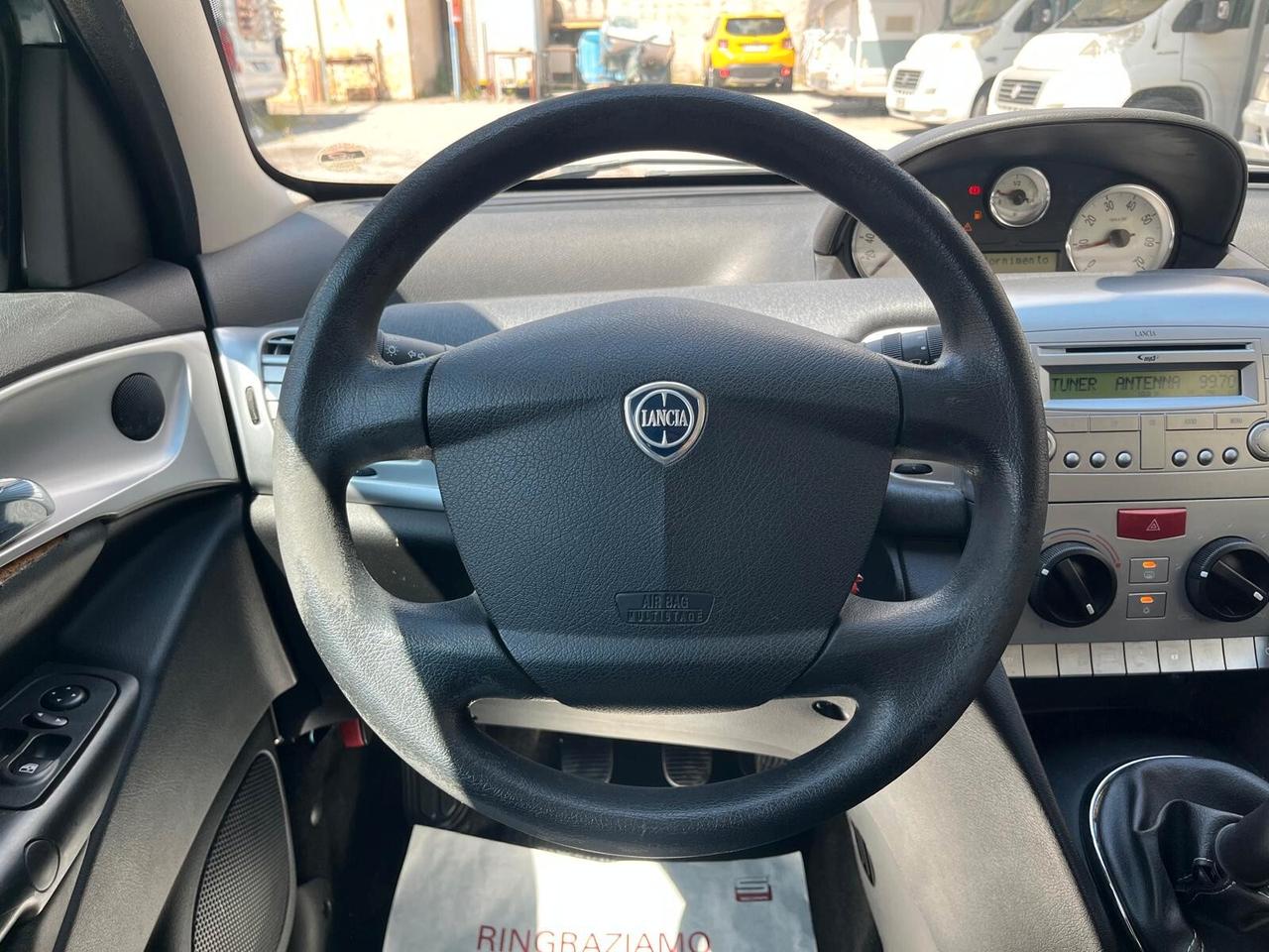 Lancia Ypsilon 1.3 MJT 75cv 12 MESI DI GARANZIA