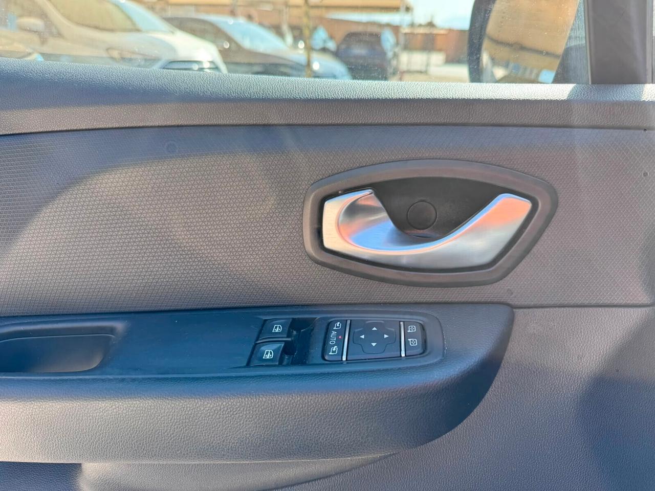 Renault Clio dCi 8V 75CV Start&Stop 5 porte Energy Zen