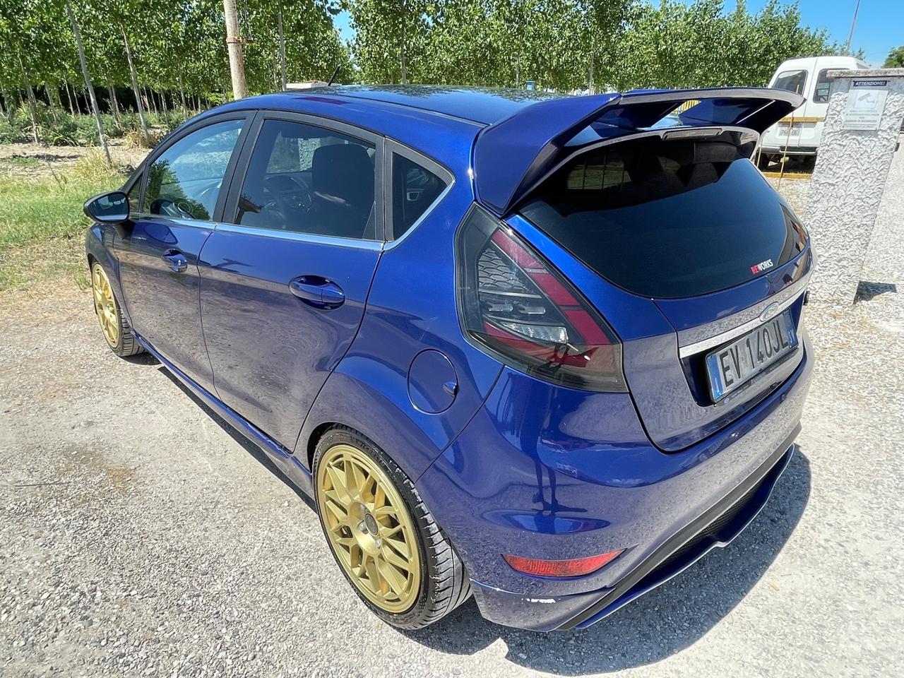 Ford Fiesta 1.5 TDCi 75CV 5 porte Titanium