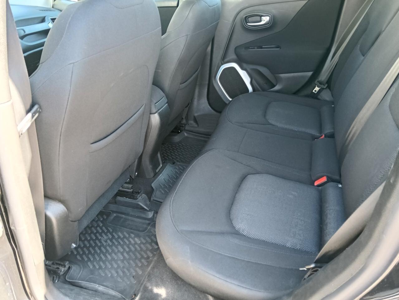 Jeep Renegade 1.6 E-TorQ EVO Longitude GPL