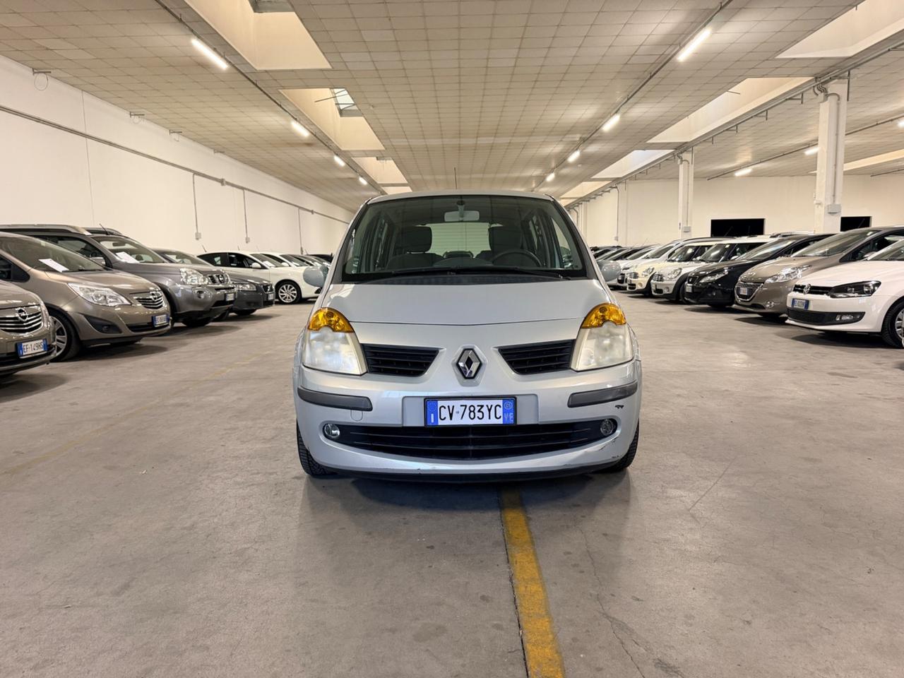 Renault Modus 1.2 16V Luxe Privilège