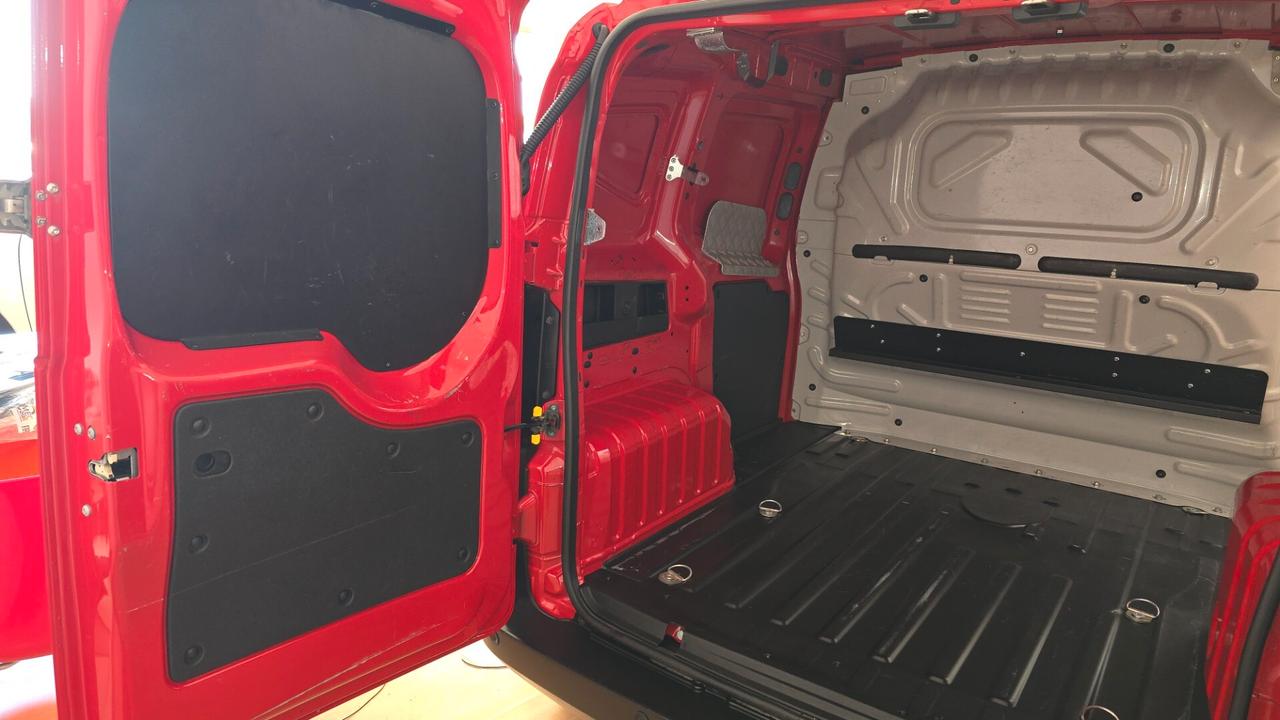 Fiat Fiorino 1.3 MJT 95CV Combinato Adventure