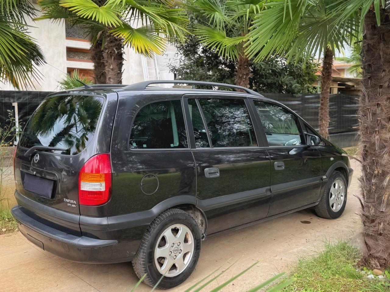 Opel Zafira 2.0 16V DTI cat Elegance