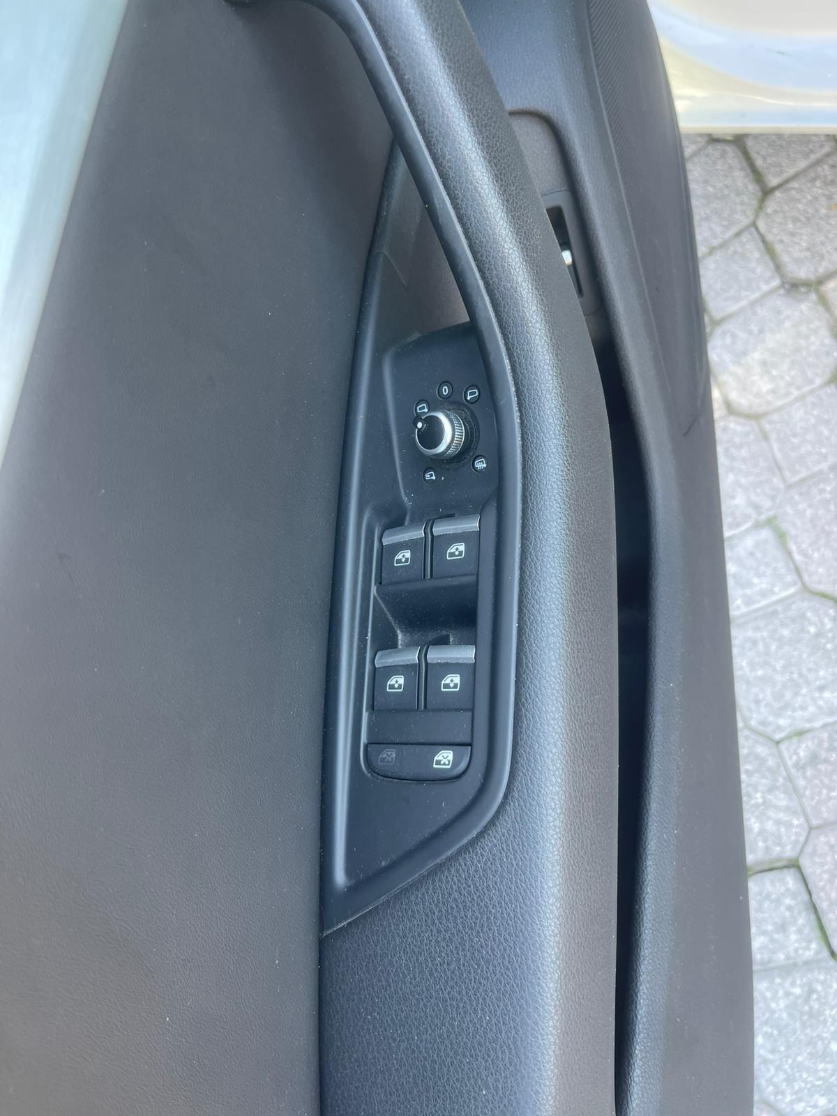 Audi A4 Avant 2.0 TDI 150 CV S tronic Business