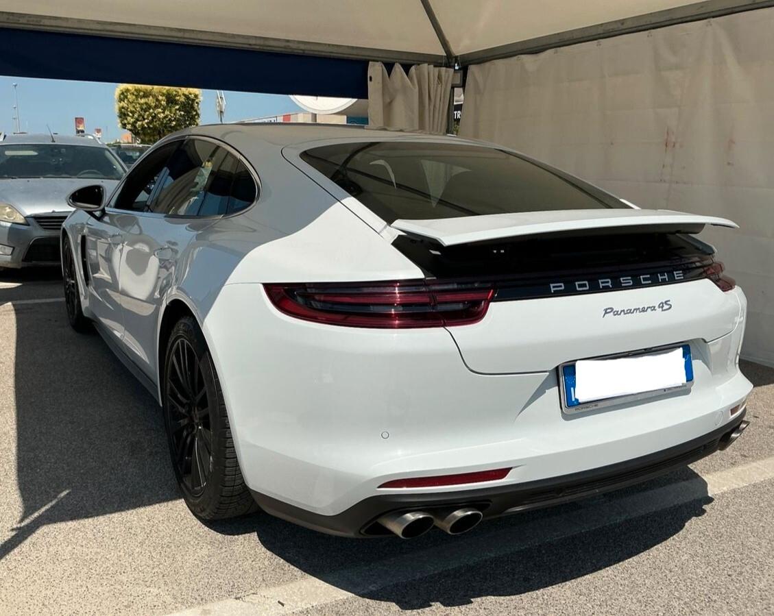 Porsche Panamera 2.9 4S