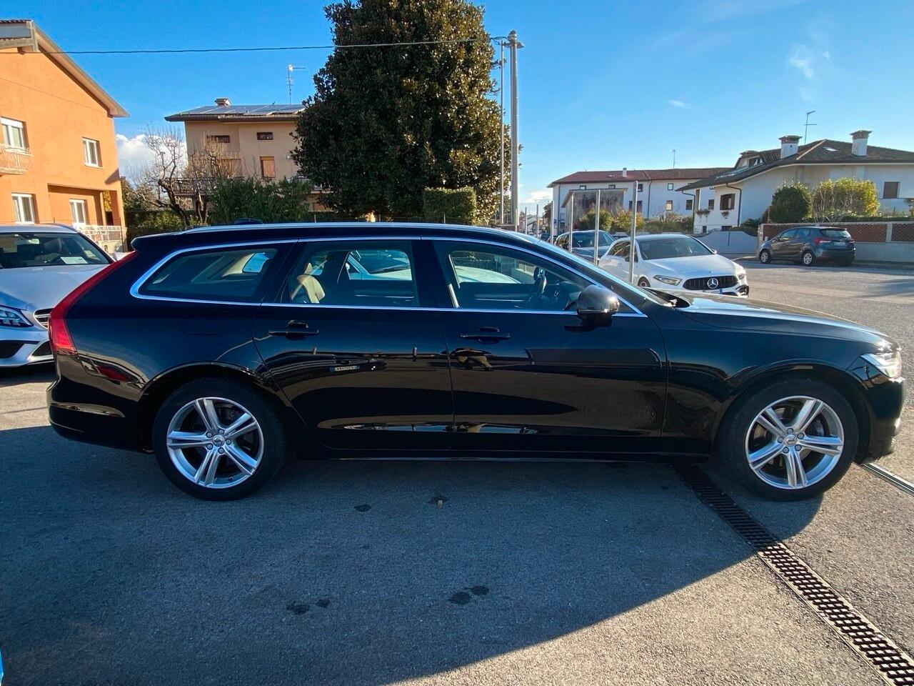 Volvo V90 2.0 d4 UNICO PROPRIETARIO - GUIDA ASSISTITA - IMPECCABILE!