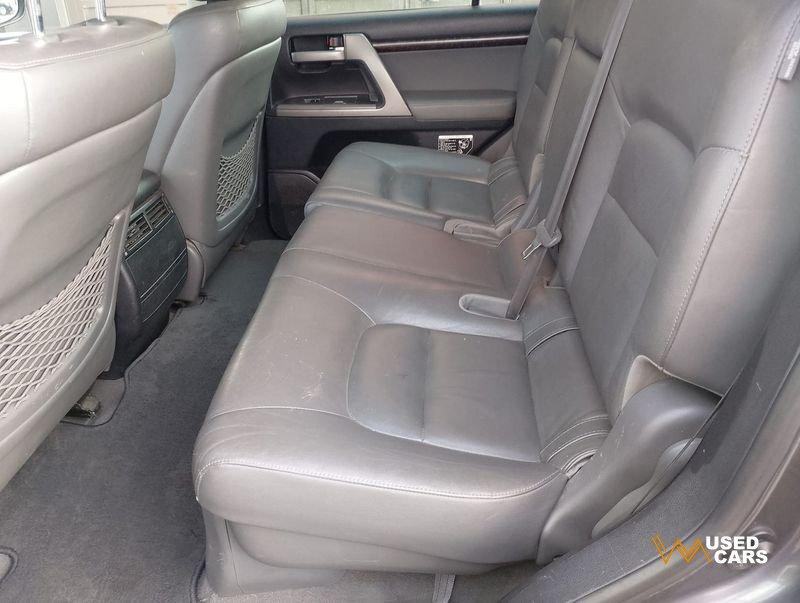 Toyota Land Cruiser V8 Land Cruiser V8 4.5 D4-D 5 posti