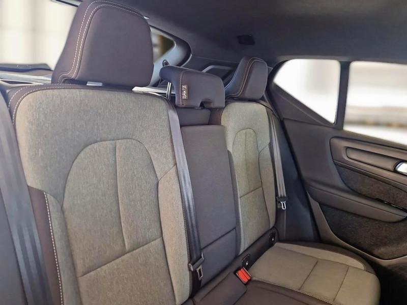 VOLVO XC40 T4 RECHARGE PLUG-IN AUTO CORE SUV